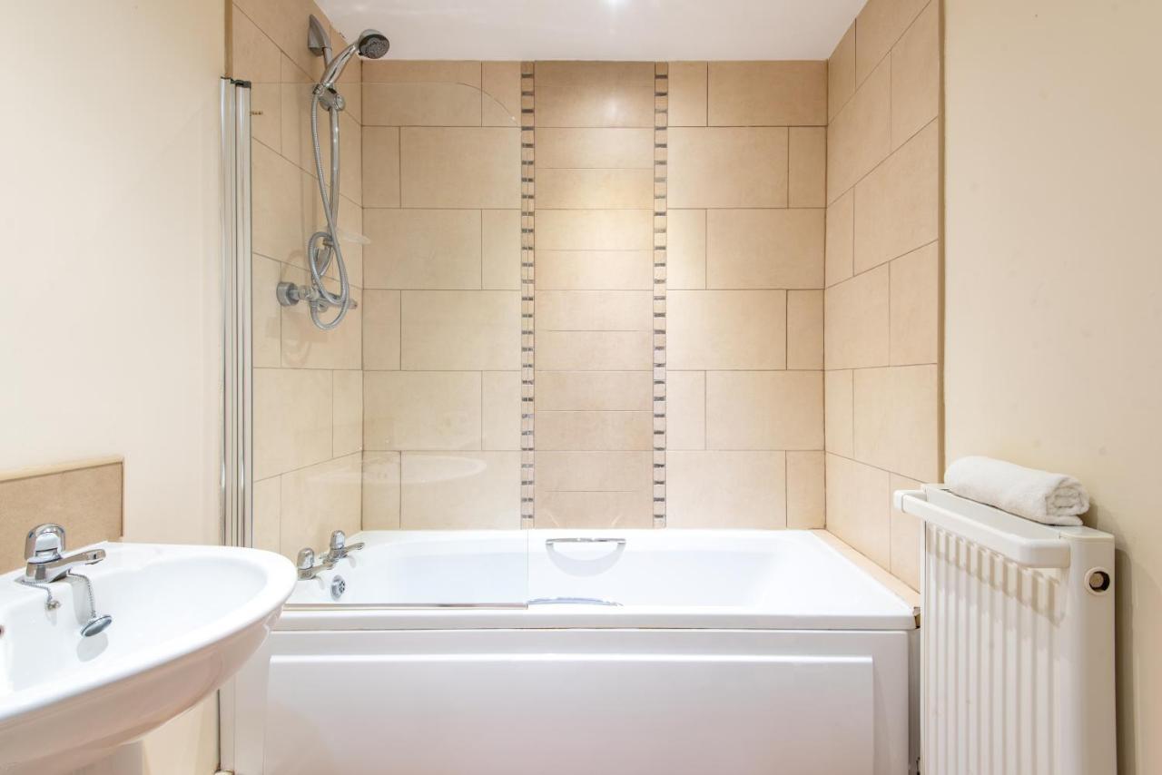 Apartment 11 Worksop ภายนอก รูปภาพ